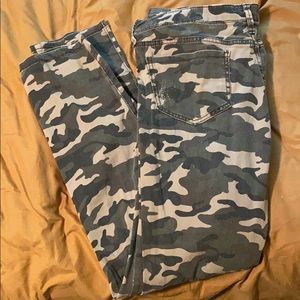 Camo jeans